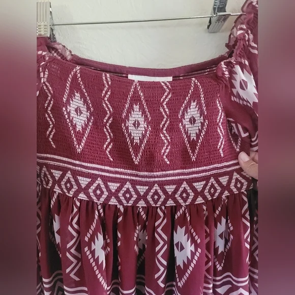 Sachin & Babi, Lola Short Printed Empire Dress, Aztec Borders Crimson - Size XS‎